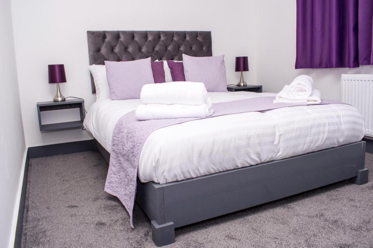 Homestay In Birmingham Sleeps 8 - Free Parking & Wifi Kültér fotó