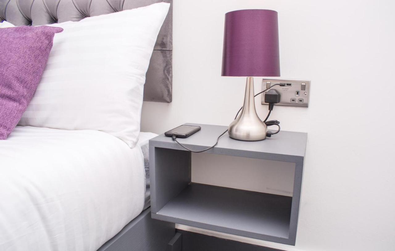 Homestay In Birmingham Sleeps 8 - Free Parking & Wifi Kültér fotó