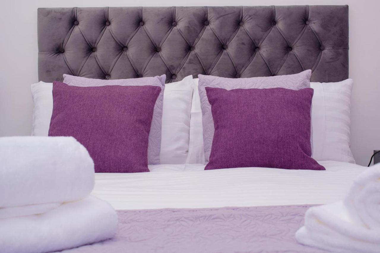 Homestay In Birmingham Sleeps 8 - Free Parking & Wifi Kültér fotó